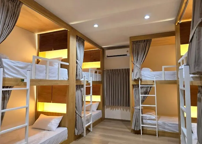 De Sea - Rambuttri Village Khaosan Area Hostel Bangkok