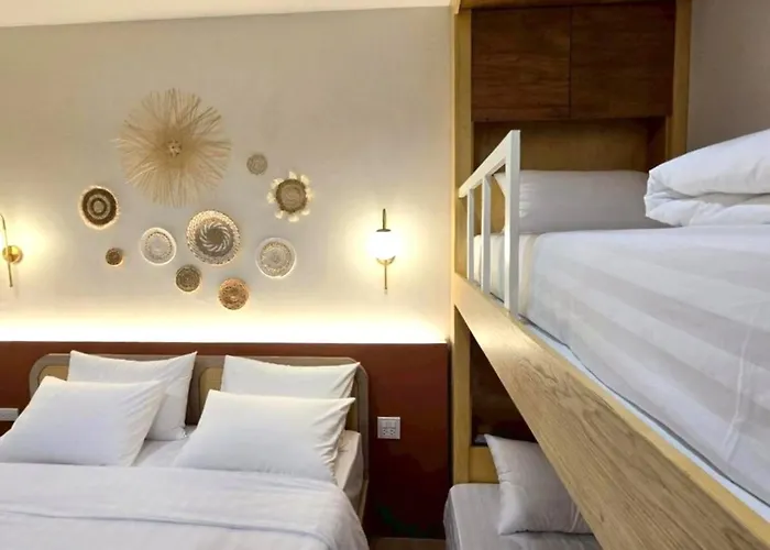 Hostel De Sea - Rambuttri Village Khaosan Area *